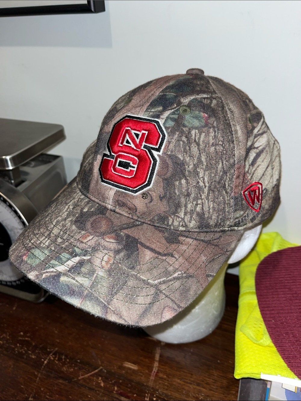 Used Hunter Camouflage Camo Hunting NC State Wolfpack cap hat